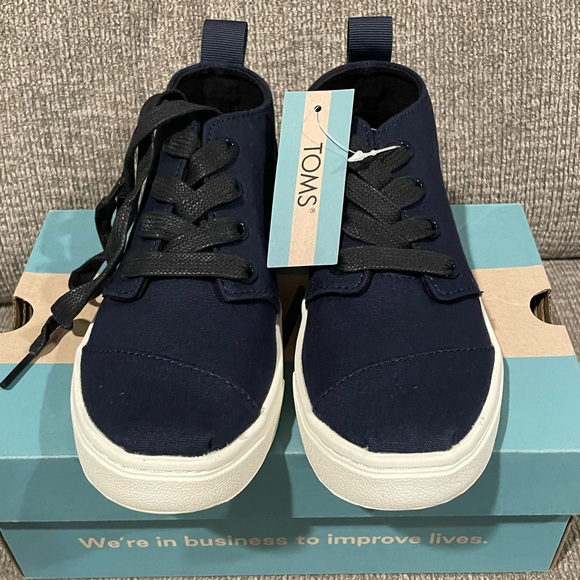 Youth boys Toms Sneakers - Picture 2 of 8